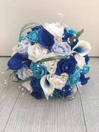 Color carta da zucchero per dare luce a un matrimonio nobiliare. Bouquet Sposa Carta Da Zucchero