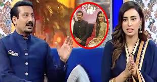 She is one of the most appreciated news anchors. How Faisal Sabzwari And Madiha Naqvi Got Married Again After First Divorce