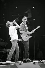 Pictures Of Bands On Stage During The 1985 Live Aid Concert At Wembley Stadium Live Aid Concert Roger Daltrey