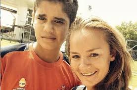 Danielle Wyatt celebrates her 29th Birthday