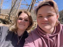 Ethan Fletcher (@ethanlvne) • Instagram photos and videos