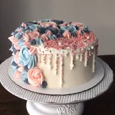 American Buttercream Vanilla Cake Helin Fetedesperes En 2020 Beau Gateau Gateaux Et Desserts Idee Gateau