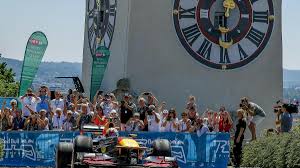 Die formel 1 führt schon diese saison sprintrennen ein. Formel 1 Uneins Uber Neue Regeln Zdfmediathek