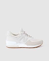 Desde zapatillas deportivas hasta zapatillas con plataforma o estilos urbanos. Zapatillas Deportivas De Mujer 574 New Balance De Color Beige New Balance Fashion El Corte Ingles