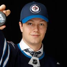 Bytesaffärerna stal showen dag två av draften