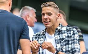 You are one of the top prospects at your new position in the dallas stars organization. Jan Bednarek W Prestizowym Zestawieniu