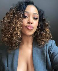 I sprinted from work to make it in time for the “Curb Your Enthusiasm”  final szn premiere yesterday. As always, the lovely @HBO team took the best  care of me. Thank you