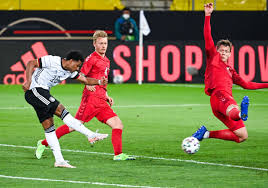 Résultats de foot en allemagne et calendriers complets pour la saison. Actu Foot On Twitter Allemagne 1 1 Danemark L Allemagne Est Tenue En Echec Neuhaus Poulsen Https T Co 8dzkbehraf