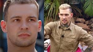 Terrence Howard gibt Robert Downey Jr. die Schuld, dass er für "Iron Man 2"  ersetzt wurde