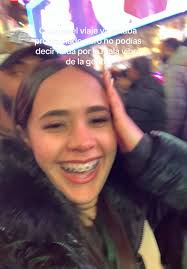 Cuano El Viaje Esta Programado Pero No Puedes Decir Nada Por La Mala Vivre  De La Gente