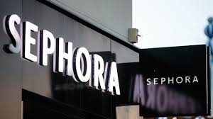 Shop online now to redeem free samples and earn exciting rewards. Sephora Is Shutting Down All In Store Beauty Services In Light Of Coronavirus Teen Vogue