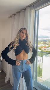 @MiSSLHOMMEDiEUs video Tweet