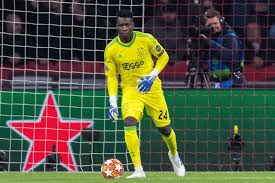 The fastest meme generator on the planet. Ajax Les Fans Supplient Andre Onana De Rester