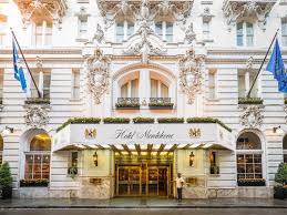 City Guide New Orleans The Katie Kime Blog New Orleans Hotels Hotel Monteleone Historic Hotels