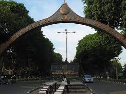 @galuhputriu terimakasih banyak atas kiriman fotonya ya. Universitas Sebelas Maret Indonesia Easyuni