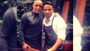 The restaurant is home to turkish butcher sensation nusret gökçe, known as salt bae. Vom Metzger Zum Internet Phanomen Diese Stars Waren Bei Salt Bae Zu Gast Seite 1