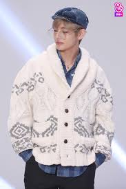 Results of tags a doua sansa. Bts Channel On Twitter Taehyung Bts V Kim Taehyung