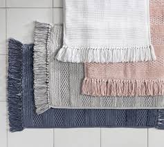 Striped Tassel Bath Mat In 2020 Bath Rug Organic Bath Mats Glass Shower Enclosures