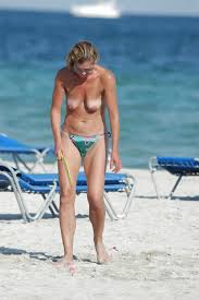 Feel the power of Annette Funicello naked, engaged in raw retro-fucking situations. Your complimentary entry starts now.