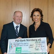 Mit dem onlinebanking ihrer psd bank nürnberg eg behalten sie ganz einfach den überblick über ihre bankgeschäfte. Psd Bank Ubergibt 15 000 Euro Scheck An Bundnis Fur Kinder Gegen Gewalt Psd Bank Nurnberg Eg Pressemitteilung Lifepr