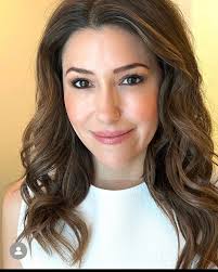 I had the pleassure to work yesterday doing hair for this beautiful lady...  #camillevasquez @camillevasquezofficial_ #hairbyme #makeup @pellegrinokatie