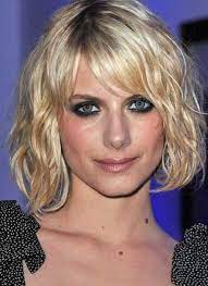 Chic Bob Ideas With Side Swept Bangs Bob Hairstyles 2018 Short Hairstyles For Women In 2021 Long Hair Styles Bob Hairstyles 2018 Hair Styles