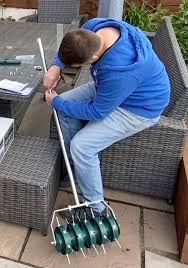 Lawn aerator outdoor roller garden lawn with long handle spike type grass roller. Top 7 Best Lawn Aerators Uk Buying Guide And Review