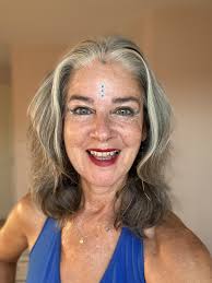 𝘜𝘴 𝘞𝘦𝘦𝘬𝘭𝘺 can exclusively reveal the virgins hitting the beach for  #Hulu's brand-new dating experiment #AreYouMyFirst? — see photos, their  occupations and more details here: bit.ly/4mp6R3K (📸: Disney/Jeff Daly and  Disney/Ricky Middlesworth)