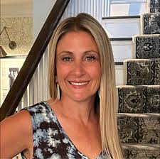 Lost gold chain with Armenian cross at high school gym