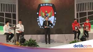 Direktur sanusi center, zulham akhmad mubarak menjelaskan, sejauh ini merasa lebih diuntungkan ketimbang dua paslon lain. Debat Perdana Ini Dia Visi Misi 2 Paslon Pilwalkot Magelang