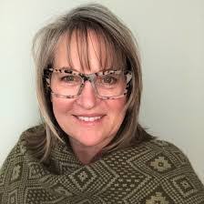 Janeth Radilla's Instagram, Twitter & Facebook