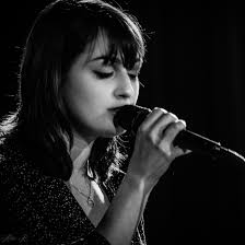 Laura Drique- cours de CHANT et COACH VOCAL- PAU