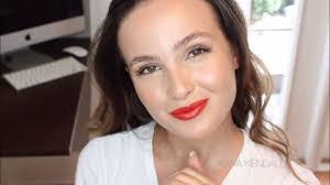 Kara Kendall's Instagram, Twitter & Facebook