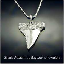 Beach Jewelry By Baytowne Jewelers Pave Diamond Shark Tooth Pendant Ciondoli