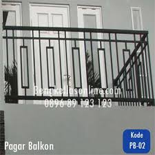 Kumpulan desain contoh gambar pagar minimalis terbaru dari berbagai jenis atau model seperti yang baru saja disampaikan adalah. Harga Pagar Balkon Murah Dan Model Elegan Minimalis