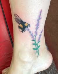 Bee Tattoo Lavender Tattoo Bee And Lavender Tattoo Tattoo Art Ankle Tattoo Ladies Tattoo Pretty Bee And Bee And Flower Tattoo Bee Tattoo Lavender Tattoo