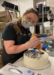 As the queen met thousands of onlookers, royal gun salutes were fired from each of the uk's capital cities. A Piece Of Cake Dairy Queen Employee Showcases Decorating Skills