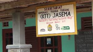 Contoh gagang stempel kayu bulat pesanan kelompok tani kwalitas gagang kayu pilihan 1. Kelompok Tani Hutan Arupa