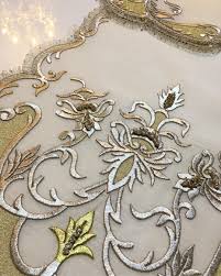 Nakis Panosundaki Pin