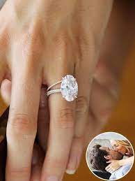 This Is It Blake Lively Pink Engagement Ring Blake Lively S Engagement Ring And Wedd Best Engagement Rings Pink Engagement Ring Blake Lively Engagement Ring