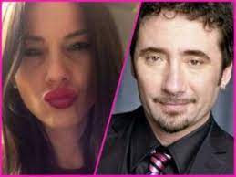 Il cantante, ex di claudia gerini e padre di sua figlia federico zampaglione e giglia marra, un figlio nei programmi. Tiromancino Federico Zampaglione Scrive Una Canzone Alla Fidanzata Giglia Marra