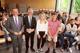 Offizieller instagram account der johannes kepler universität linz #jkulinz 🐦 twitter: Pforzheim Konflikt Mit Russland Hat Das Land Getroffen Pforzheim Schwarzwalder Bote