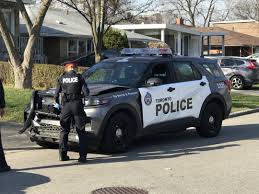 The toronto police museum & discovery centre is located downtown toronto. Toronto Officer Injured After Range Rover Rams Into Police Car During Pursuit Citynews Toronto