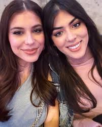 chicago has baggage!!! @kelseaballerini 🪐💫🧳