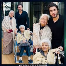 Imran Abbas shares photos with Zehra Nigaah and Dr. Arifa Syeda from Dubai!  #ImranAbbas #ZehraNigaah #DrArifaSyeda