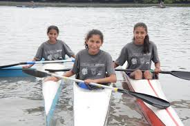 Practicar algún deporte no solo tiene beneficios a nivel físico, sino que también se puede aprovechar para mejorar la depresión, debido a la producción de serotoninas y endorfinas que genera. Se Inauguro La Primera Escuela De Iniciacion Deportiva De Canotaje En La Playita Del Guasmo Ministerio Del Deporte