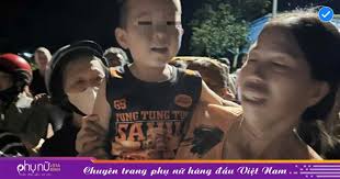 Mẹ bật khóc nức nở khi tìm thấy con trai 3 tuổi đi lạc trong rẫy vắng