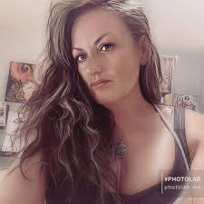 Gayle Templeton's Instagram, Twitter & Facebook