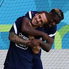 Latest paul pogba news including goals, stats and injury updates on manchester united and france midfielder plus transfer links and more here. Paul Pogba On Twitter Mon Grizou Antogriezmann