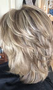 Hilite And Lowlites Frisuren Haarschnitt Ideen Mittellange Haare Stylen